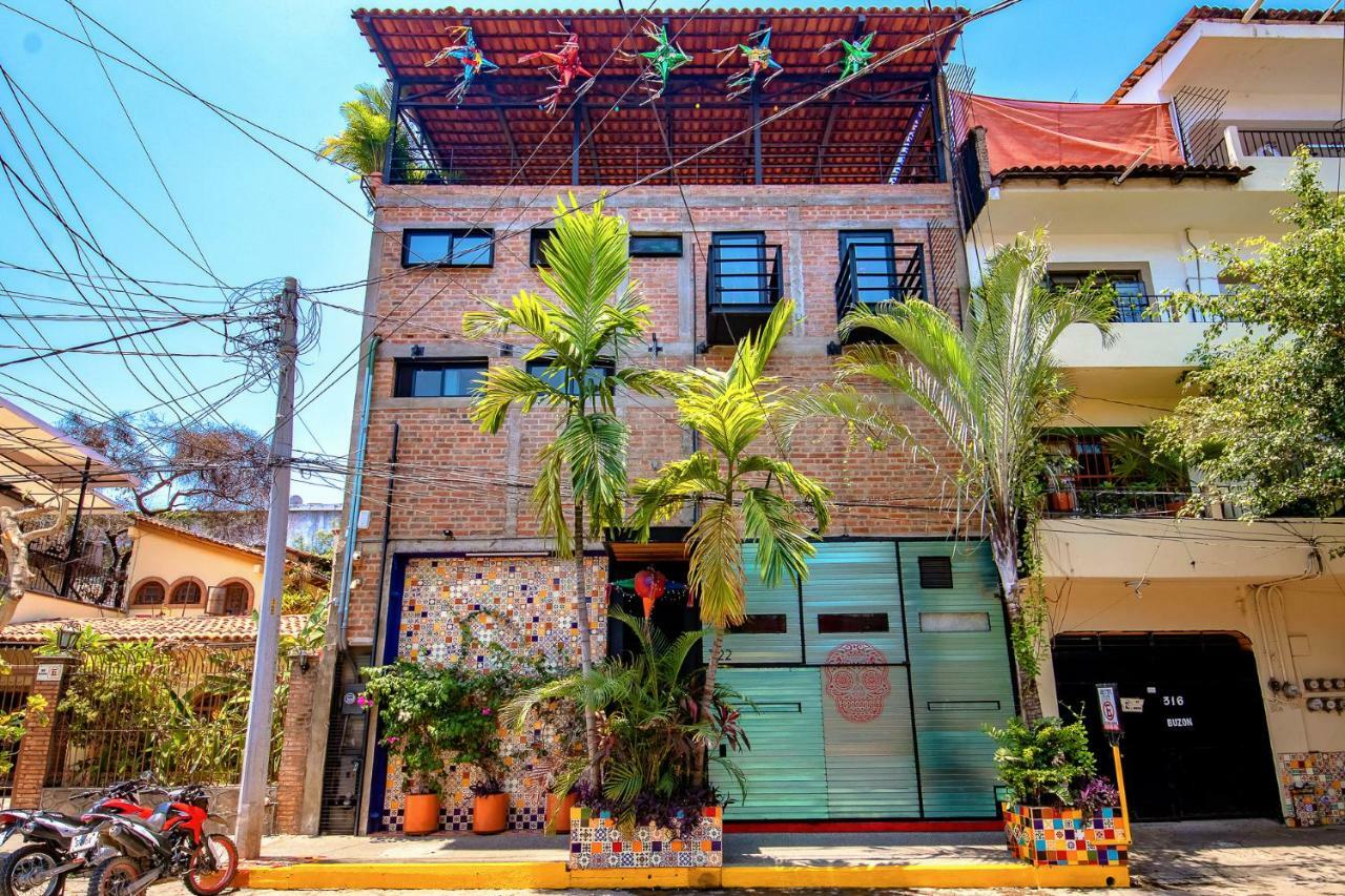 Pinata Pv Gay Hotel Puerto Vallarta Dış mekan fotoğraf