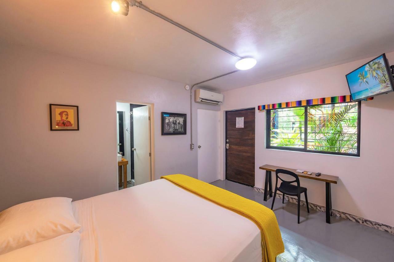 Pinata Pv Gay Hotel Puerto Vallarta Dış mekan fotoğraf