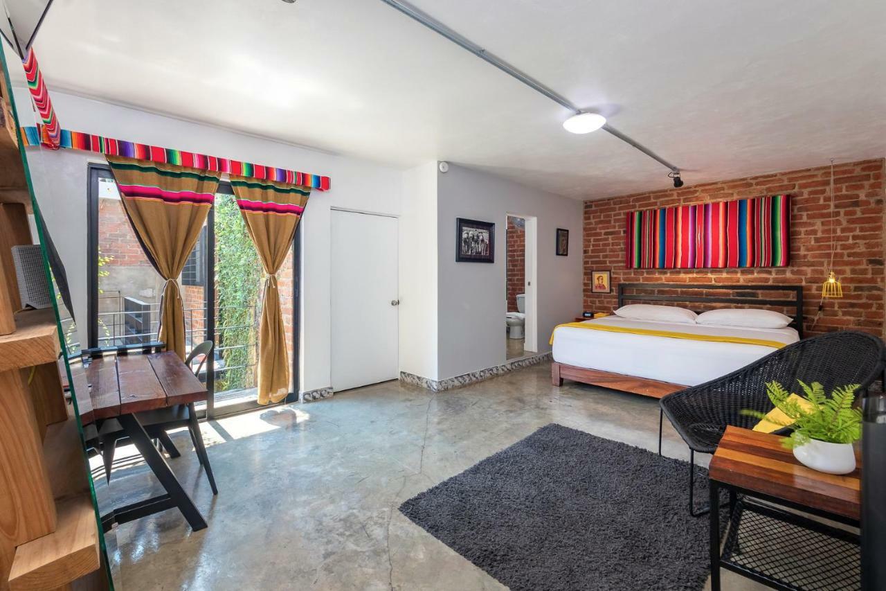 Pinata Pv Gay Hotel Puerto Vallarta Dış mekan fotoğraf