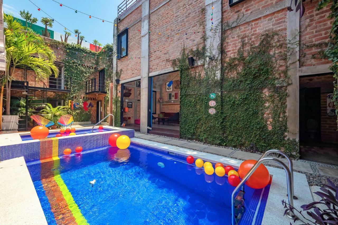 Pinata Pv Gay Hotel Puerto Vallarta Dış mekan fotoğraf